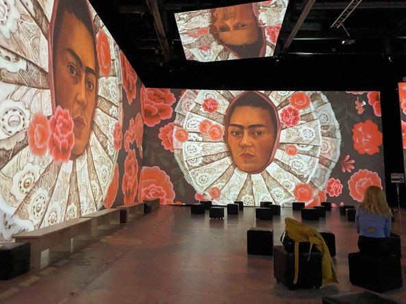 Фото мультимедийной выставки «Фрида. Viva la vida!» в ARTPLAY